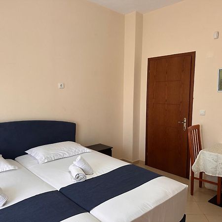 Ion Sea View Apartment Ksamil Exterior photo
