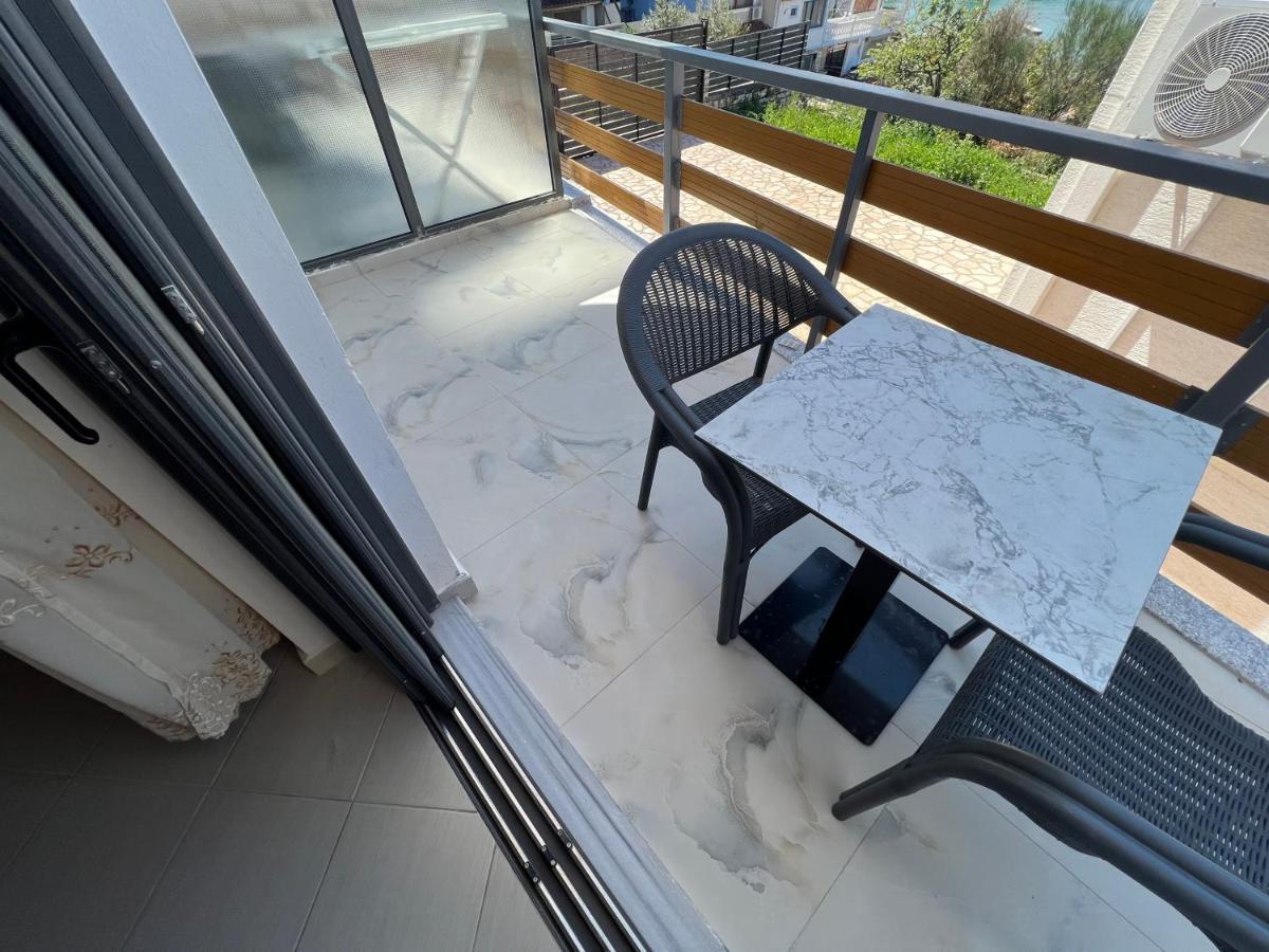 Ion Sea View Apartment Ksamil Exterior photo