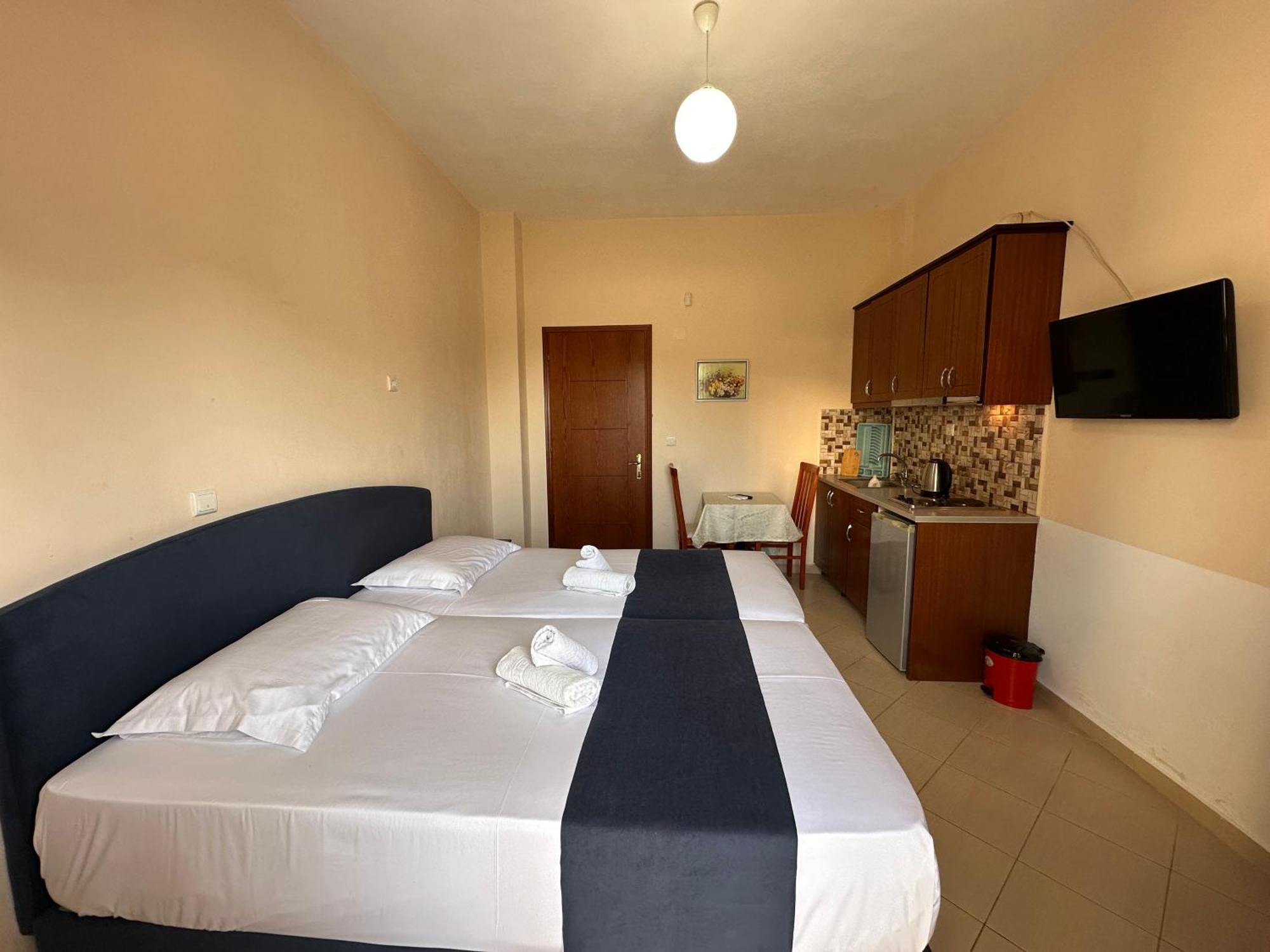 Ion Sea View Apartment Ksamil Exterior photo