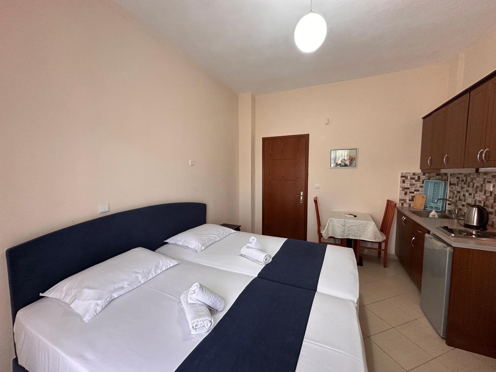 Ion Sea View Apartment Ksamil Exterior photo