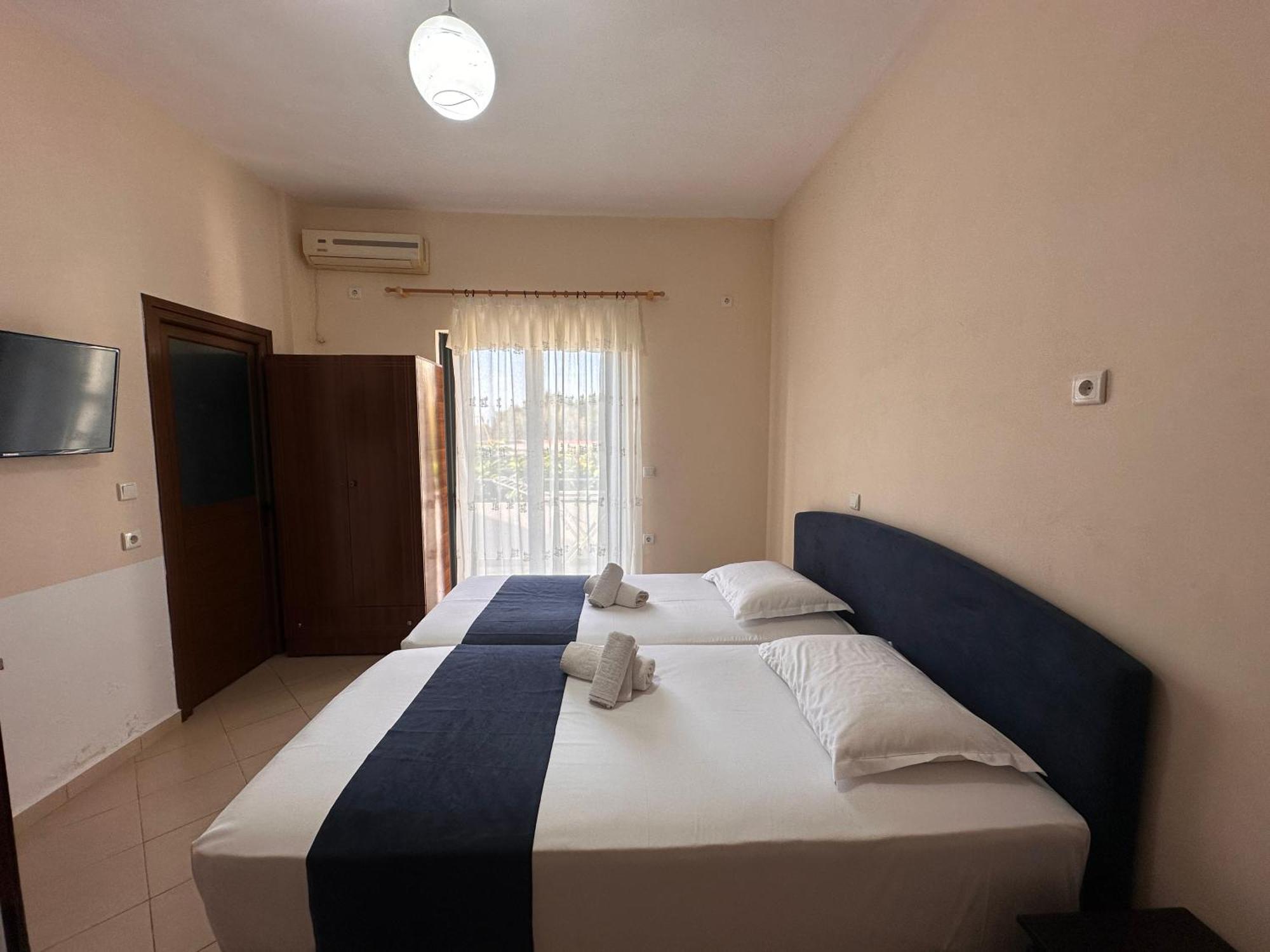 Ion Sea View Apartment Ksamil Exterior photo